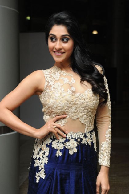 Regina-at-Pilla-Nuvvu-leni-Jeevitham-Success-Meet